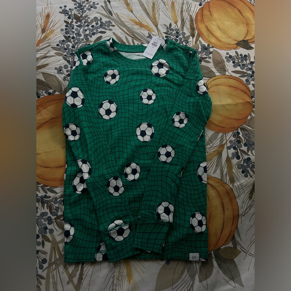 Kids Gap Pj soccer set!